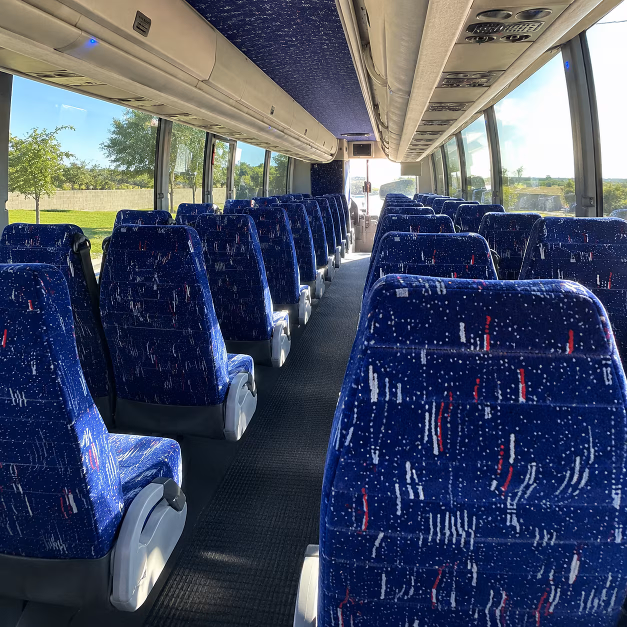 shuttle guests between utah temples and your layton reception venue